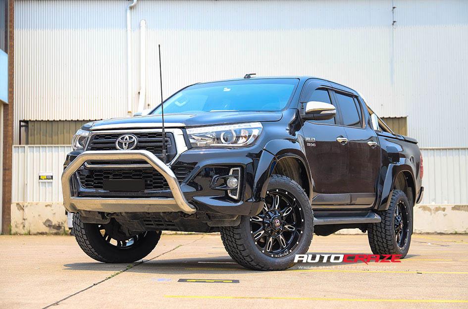 TOYOTA HILUX N80 4WD MACE GLOSS BLACK MILLED ACCENTS